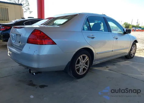 2007 Honda Accord 2.4 Ex из США, поврежденный, VIN 1HGCM567X7A031247